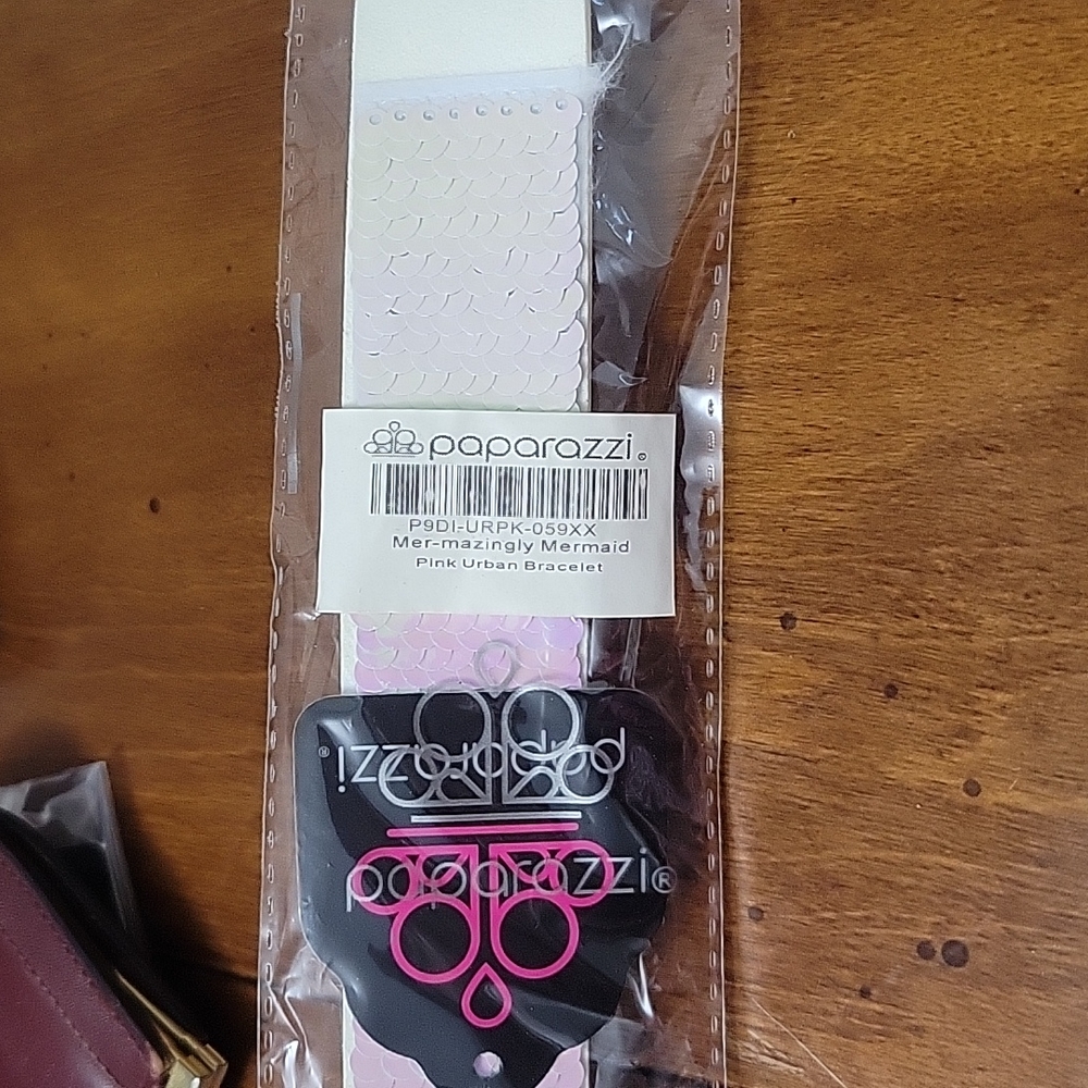 Bracelet - Picture 2 of 2
